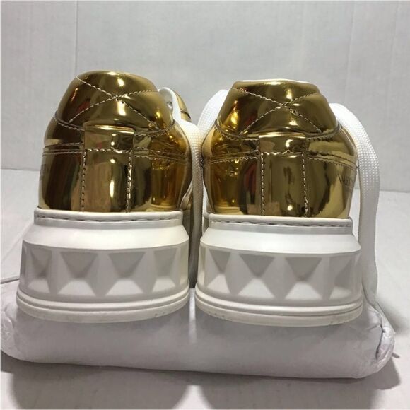 Valentino Garavani One Stud Low-Top Lace Up Sneakers Size 40/10 - Picture 14 of 16